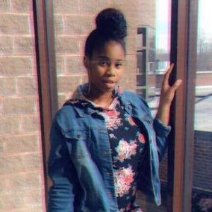 Meet your Posher, Leah